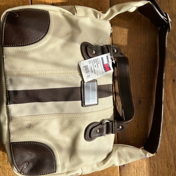 Tommy Hilfiger Handbag - Picture 1 of 7